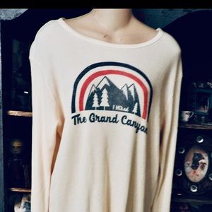 GRAND CANYON THERMAL TEE TOP URBAN OUTFITTERS
